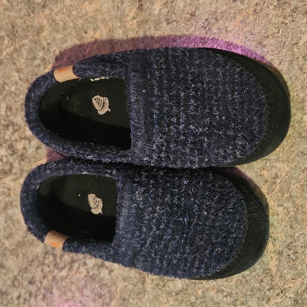 Acorn slippers